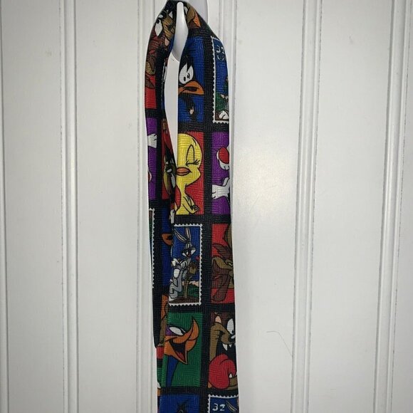 Vintage Men's Looney Tunes Stamp Collection Neck Tie Made In USA 1997 - Picture 3 of 9